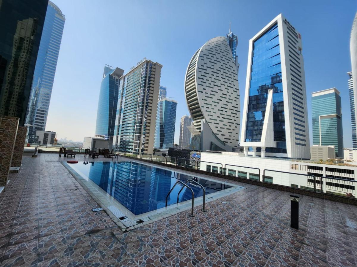 Furnished Studio Apartment Near Business Bay Metro Station 두바이 외부 사진