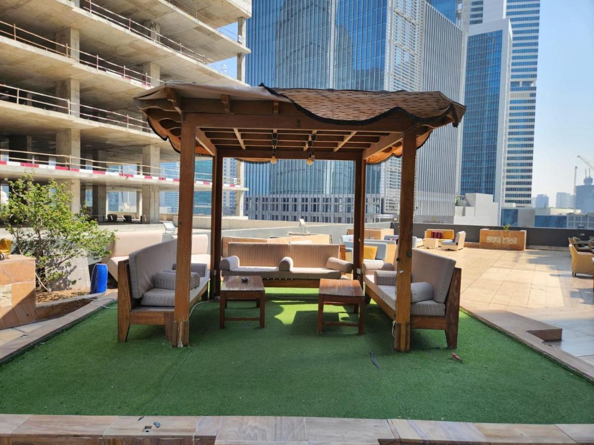 Furnished Studio Apartment Near Business Bay Metro Station 두바이 외부 사진